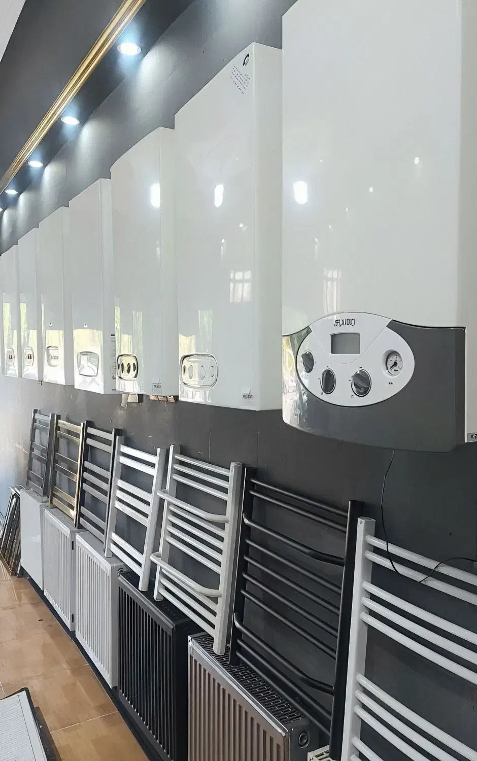 پکیج و رادیاتور|آبگرمکن، پکیج، شوفاژ|شیراز, بعثت|دیوار