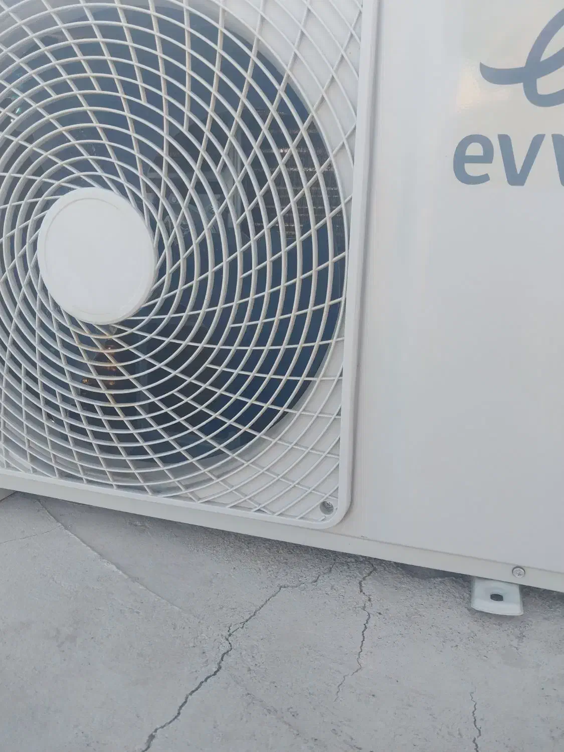 اسپیلت ۱۸ هزار ایوولی|کولر گازی و فنکوئل|ایرانشهر, |دیوار