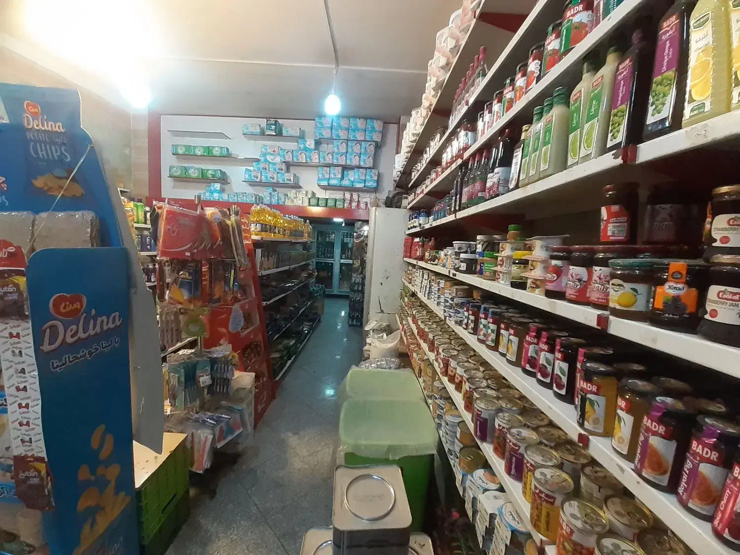 واگذاری سوپرمارکت فعال|اجارهٔ مغازه و غرفه|چهارباغ, |دیوار