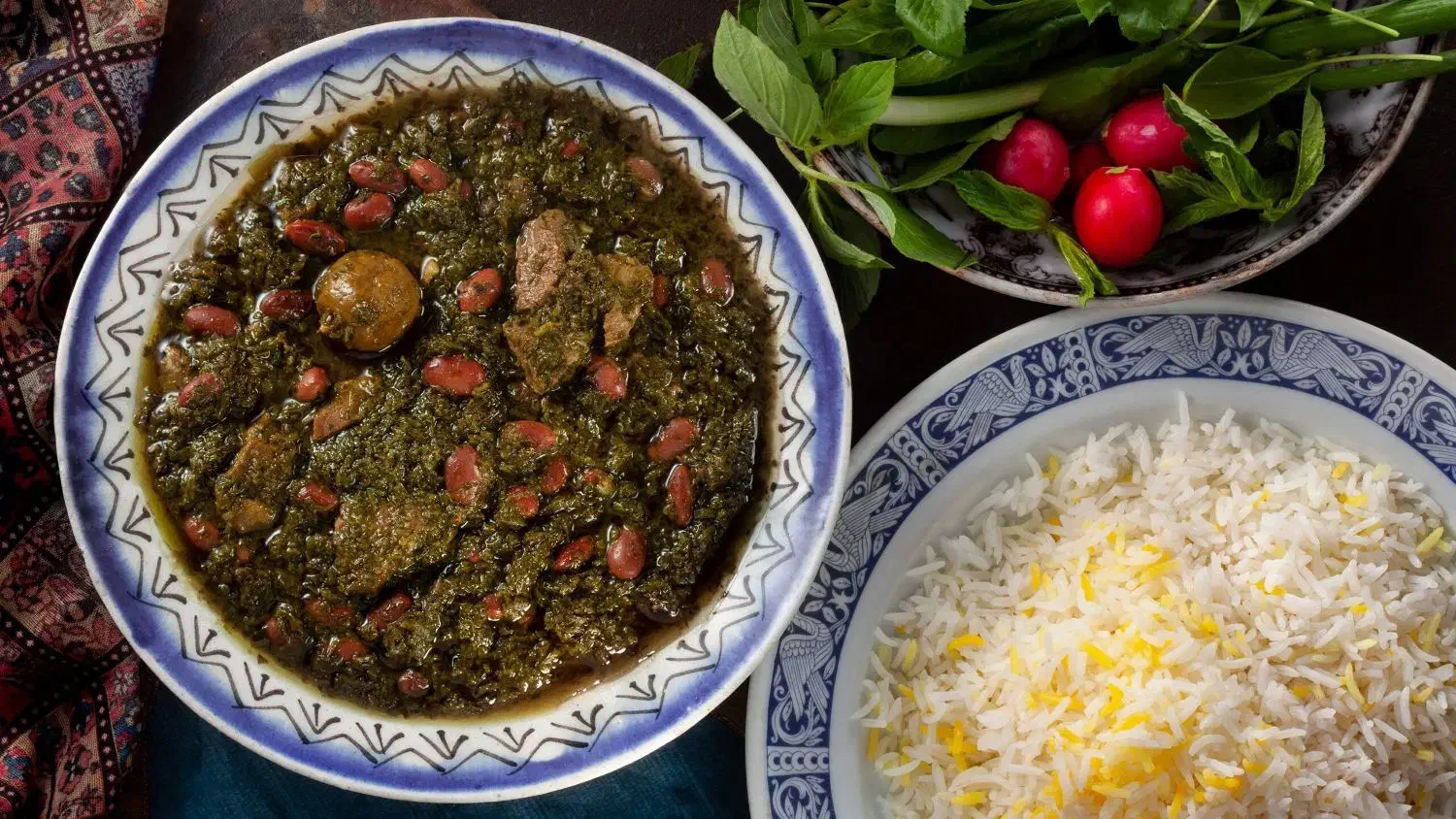 آشپزی در منزل چند مدل غذا برا مصرف یک هفته|استخدام خدمات فروشگاه و رستوران|خرم‌آباد, |دیوار