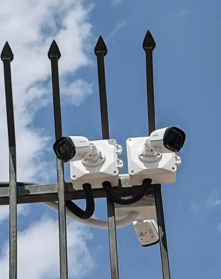 نصب و فروش انواع دوربین های مداربسته|دوربین مداربسته|سنندج, |دیوار