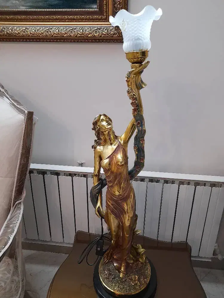 اباژور مجسمه زن|چراغ خواب و آباژور|تهران, مجیدآباد|دیوار