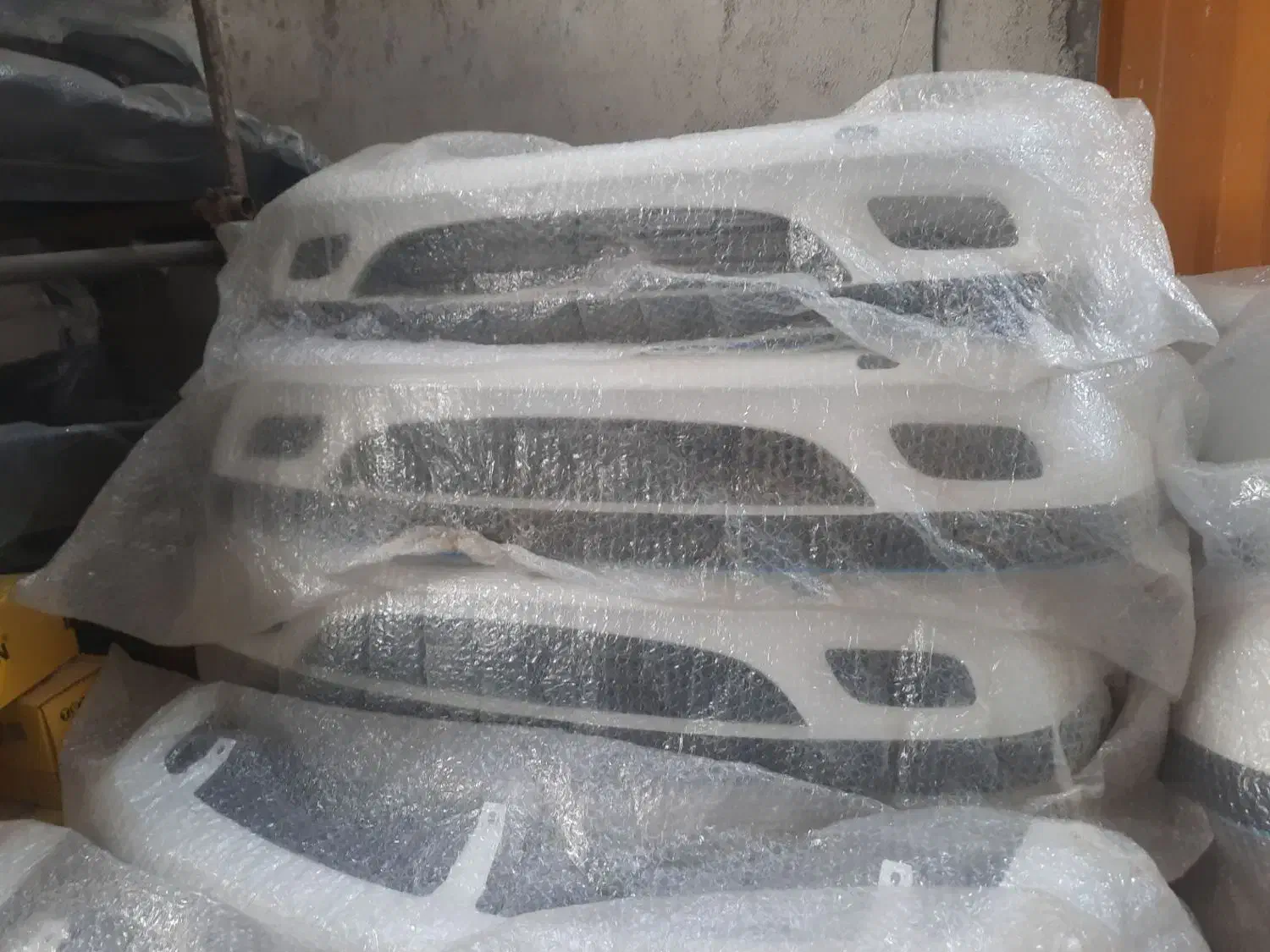 سپر ماشین پژو پارس|قطعات یدکی و لوازم جانبی|مشکیندشت, |دیوار