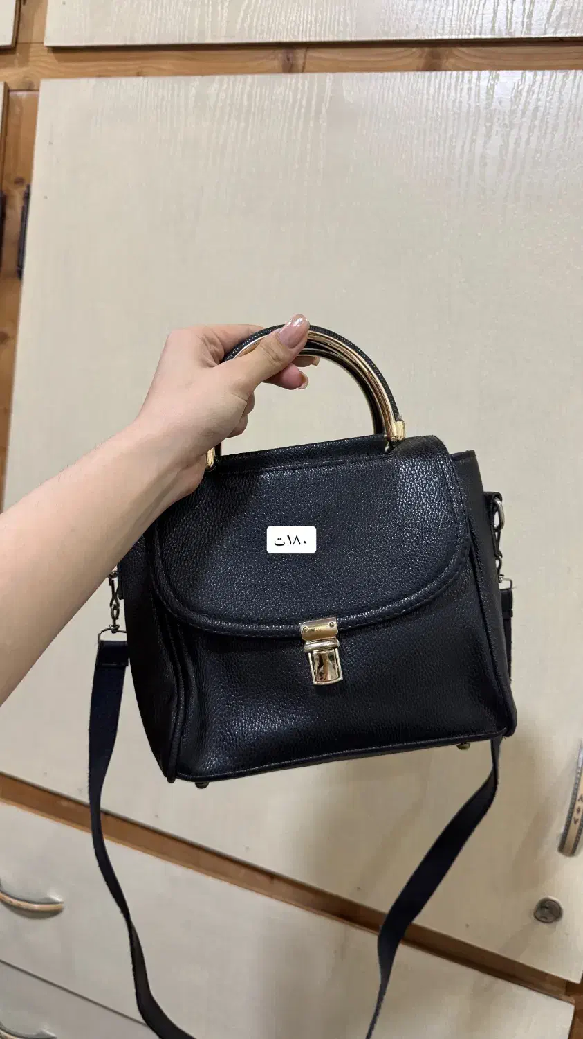 کوله|کیف، کفش، کمربند|گالیکش, |دیوار