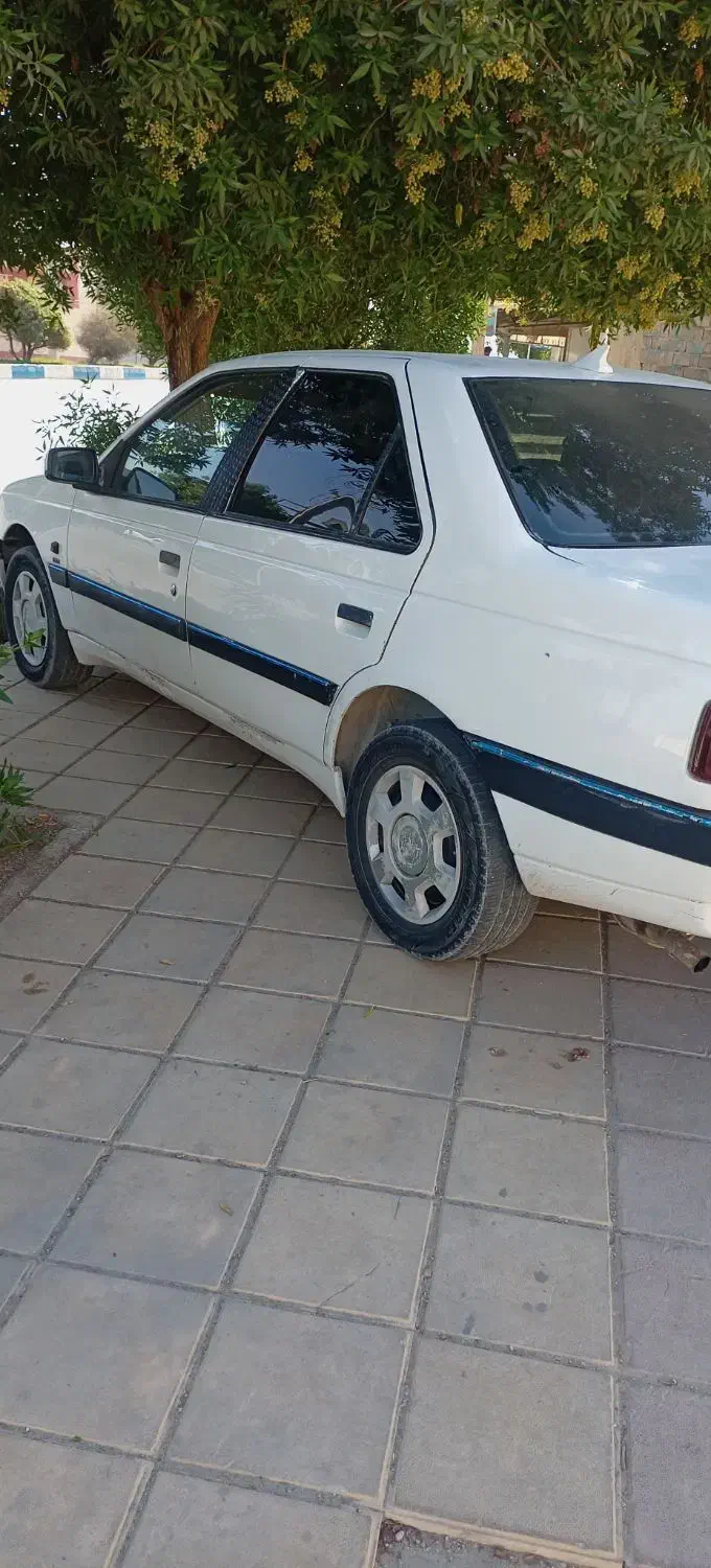 405 جی ال ایکس ای 1/8  اتاق تیوفایو  مدل 90|خودرو سواری و وانت|برازجان, |دیوار