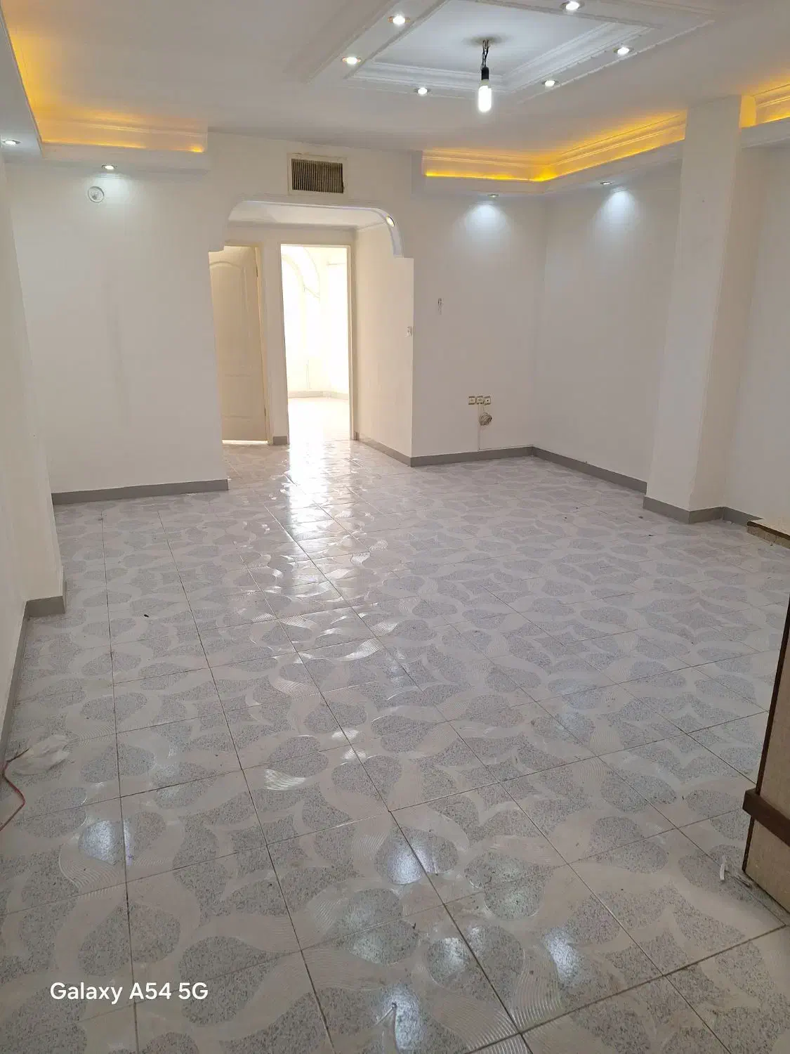 رهن کامل دو خوابه|اجارهٔ آپارتمان|اندیشه, اندیشه فاز ۱|دیوار