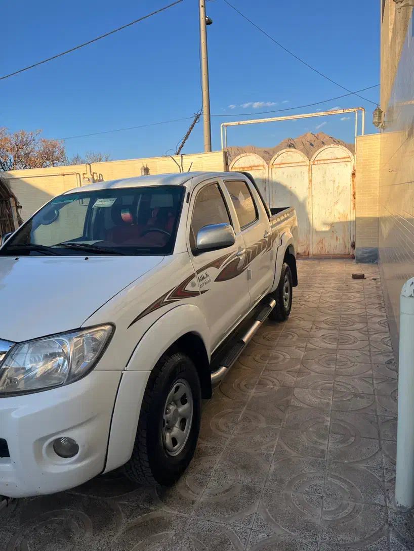تویوتا هایلوکس۲۰۰۸|خودرو سواری و وانت|کرمان, |دیوار