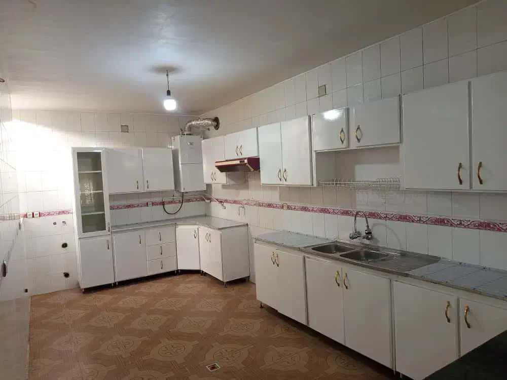 اجاره ۳ خوابه طبقه دوم  ویلایی|اجارهٔ خانه و ویلا|شیراز, بریجستون|دیوار