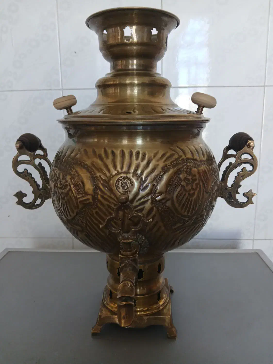 یک عددسماوربرنجی|سماور، چای‌ساز، قهوه‌ساز|نیشابور, مبارکه|دیوار