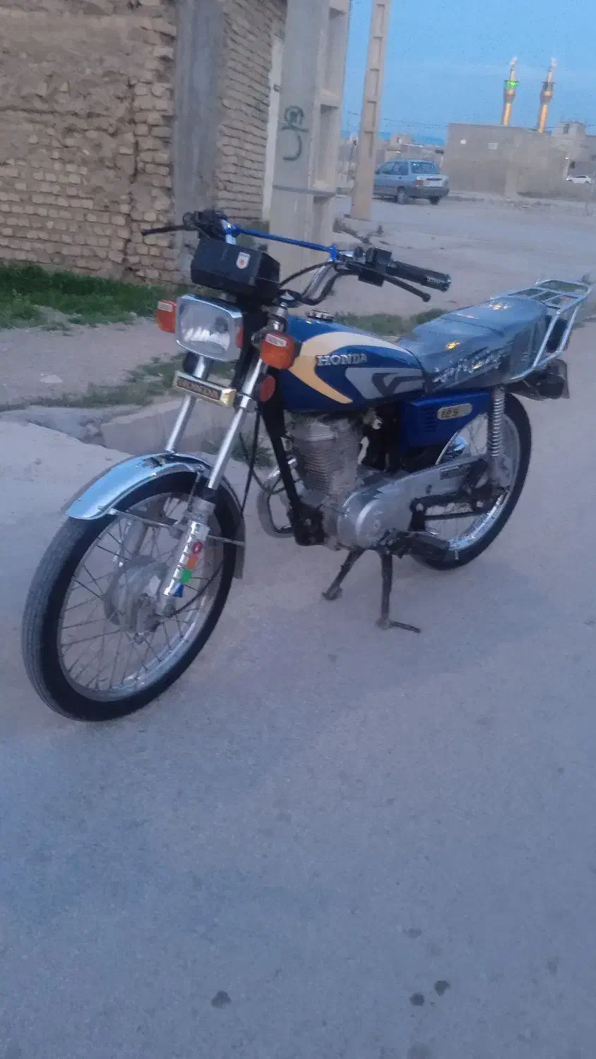 هندا ۱۲۵ کامل تمیز|موتورسیکلت|بومهن, |دیوار