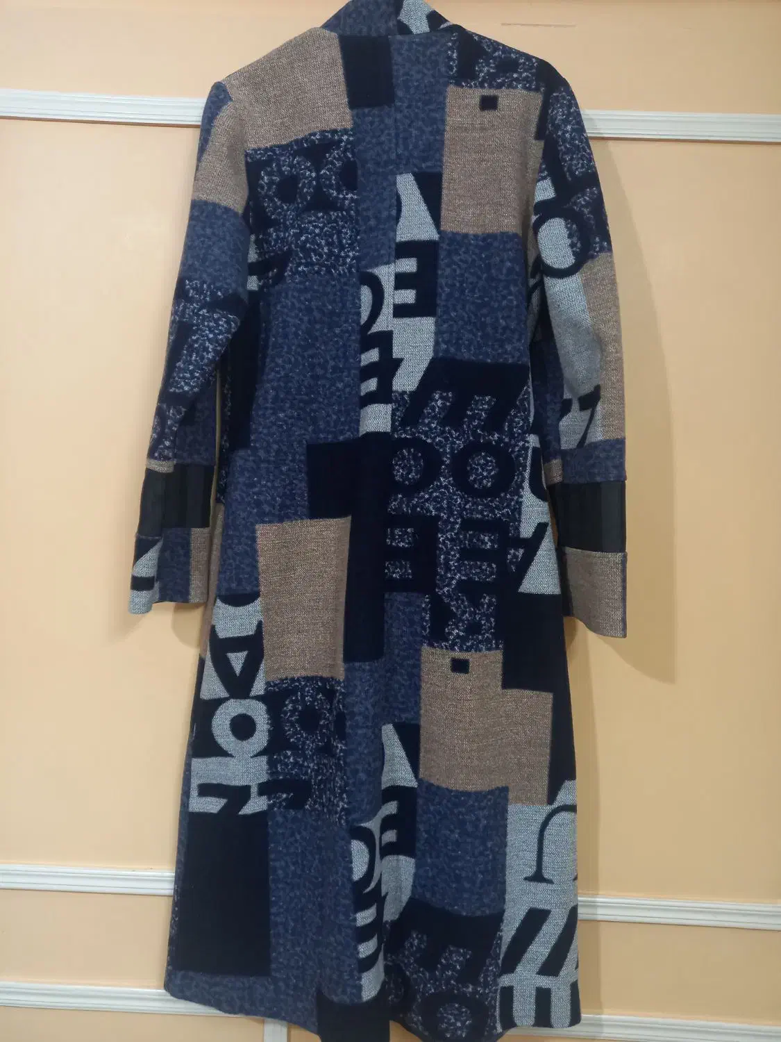 پالتو|لباس|تهران, مختاری|دیوار