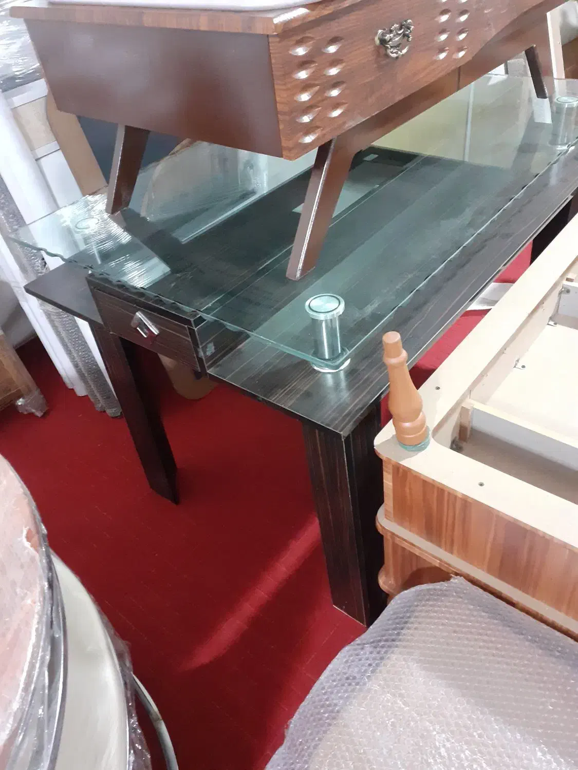 میز ناهار خوری|میز و صندلی غذاخوری|گلپایگان, |دیوار