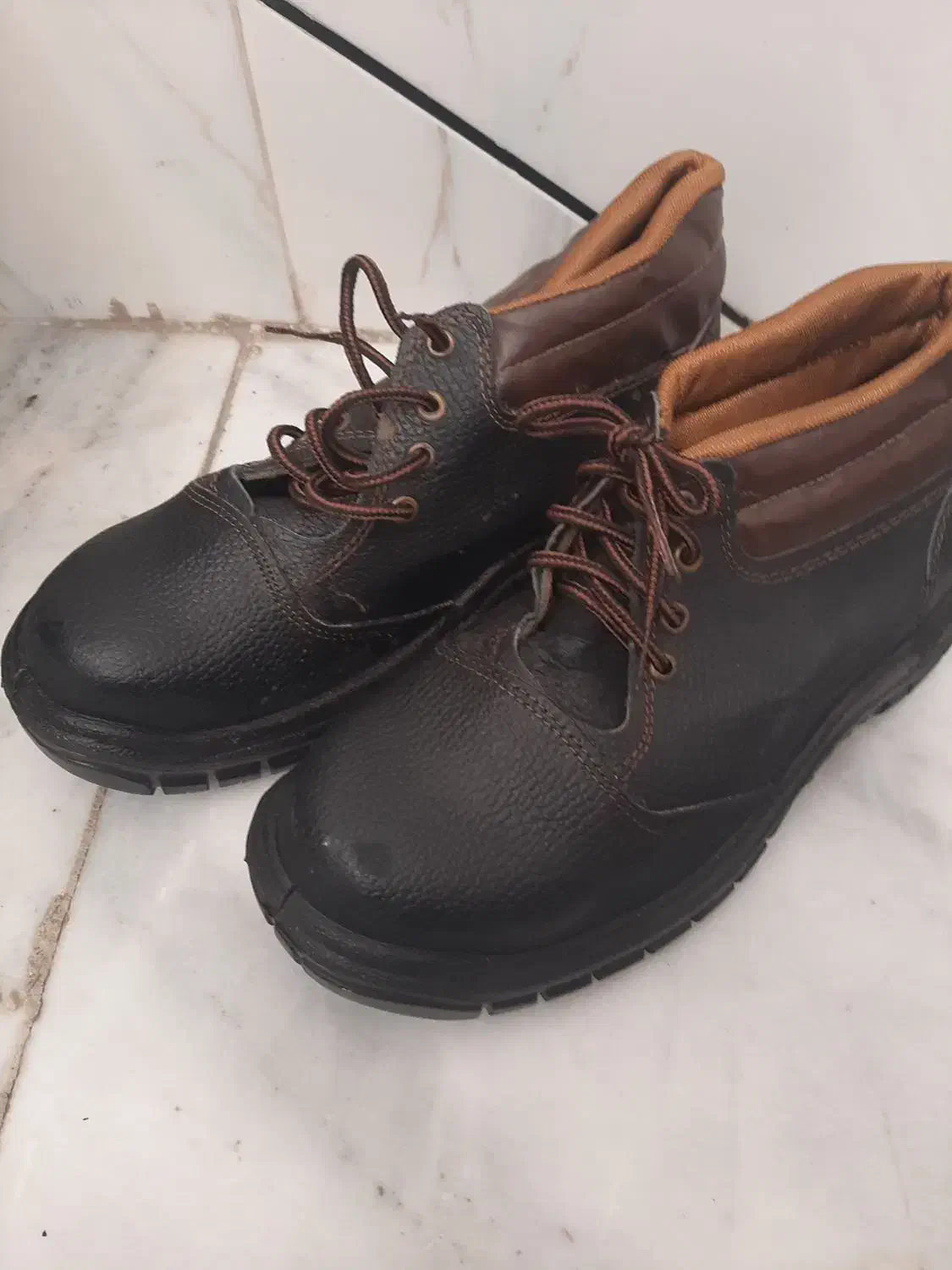 کفش ایمنی کار|کیف، کفش، کمربند|خمینیشهر, |دیوار