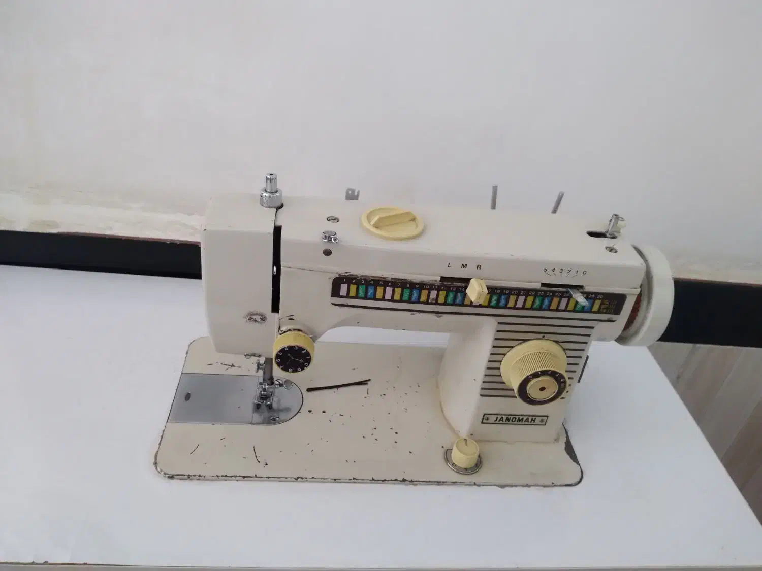 چرخ خیاطی|چرخ خیاطی و ریسندگی|شاهین دژ, |دیوار