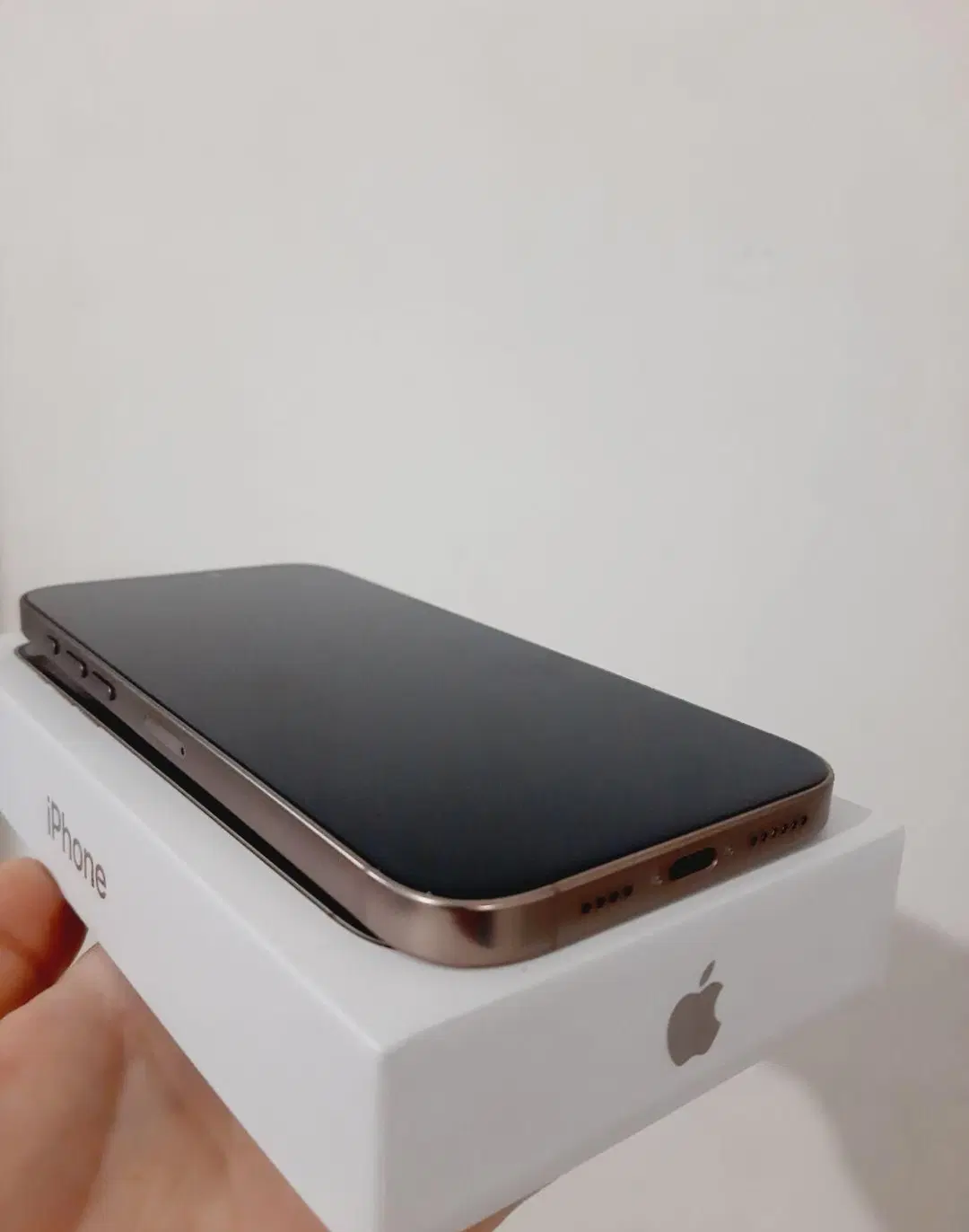 آیفون 16 pro max معاوضه با 17مکس|موبایل|زاهدان, |دیوار