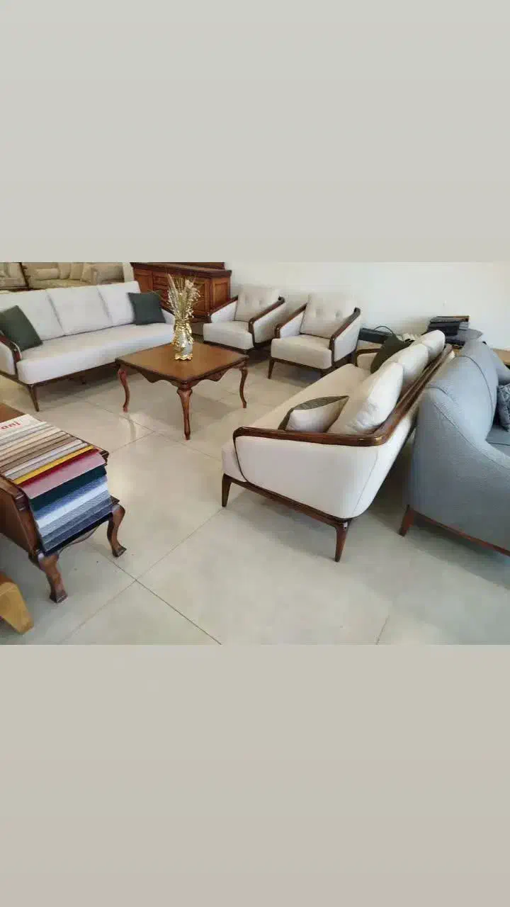 مبل راحتی و کلاسیک&/دل آوران/|مبلمان خانگی و میز عسلی|زارچ, |دیوار