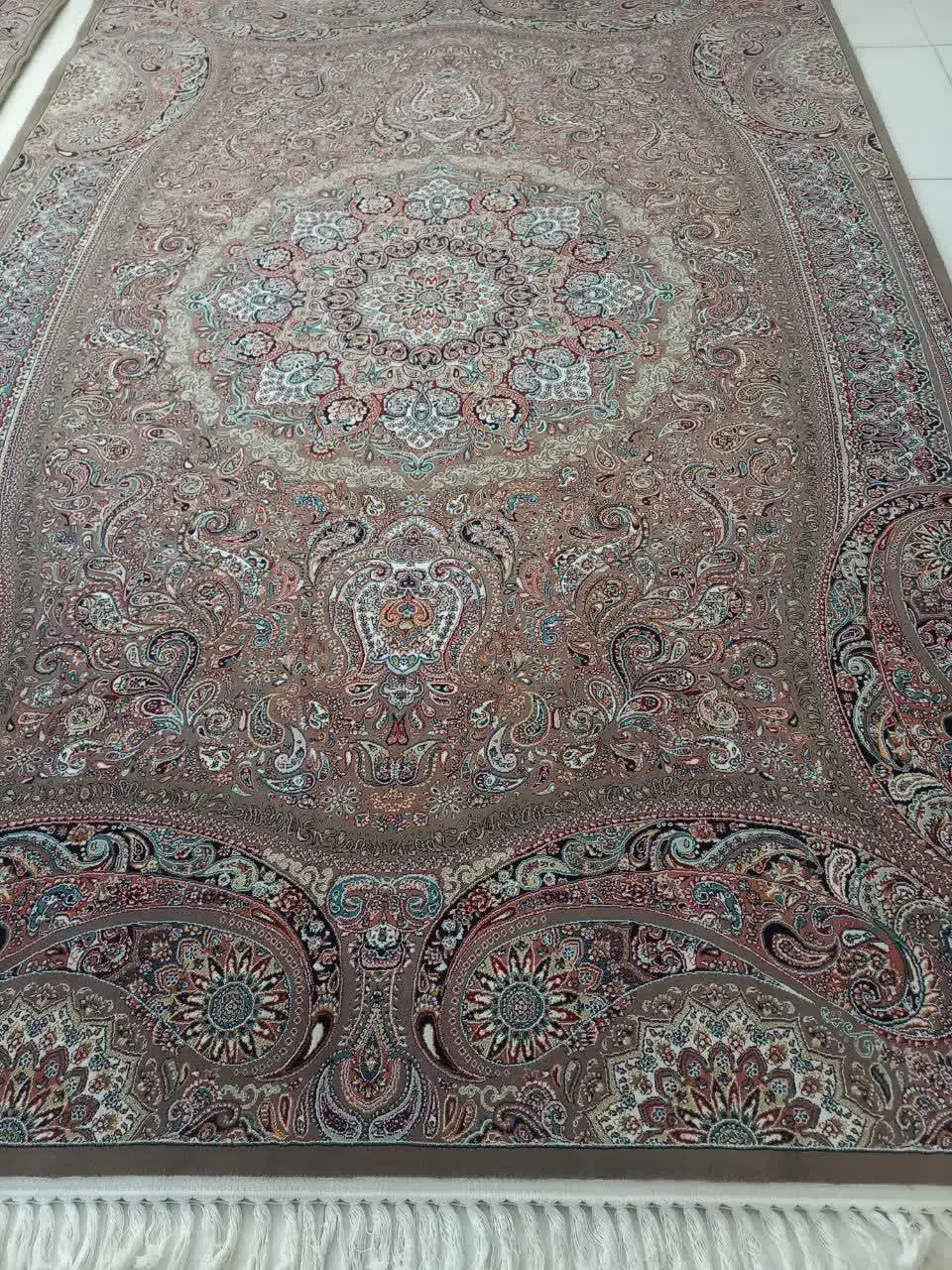 جفت فرش ۶متری ۷۰۰شانه ۲۵۵۰تراکم دستباف گونه|فرش|کرج, کمال‌شهر|دیوار