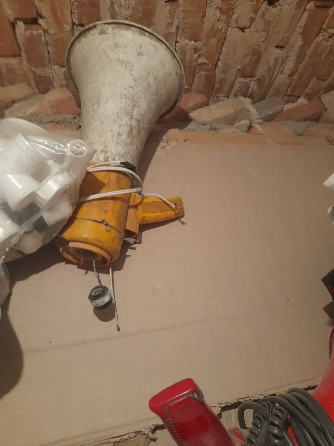 بلند گو وترازو|سیستم صوتی خانگی|سلماس, |دیوار