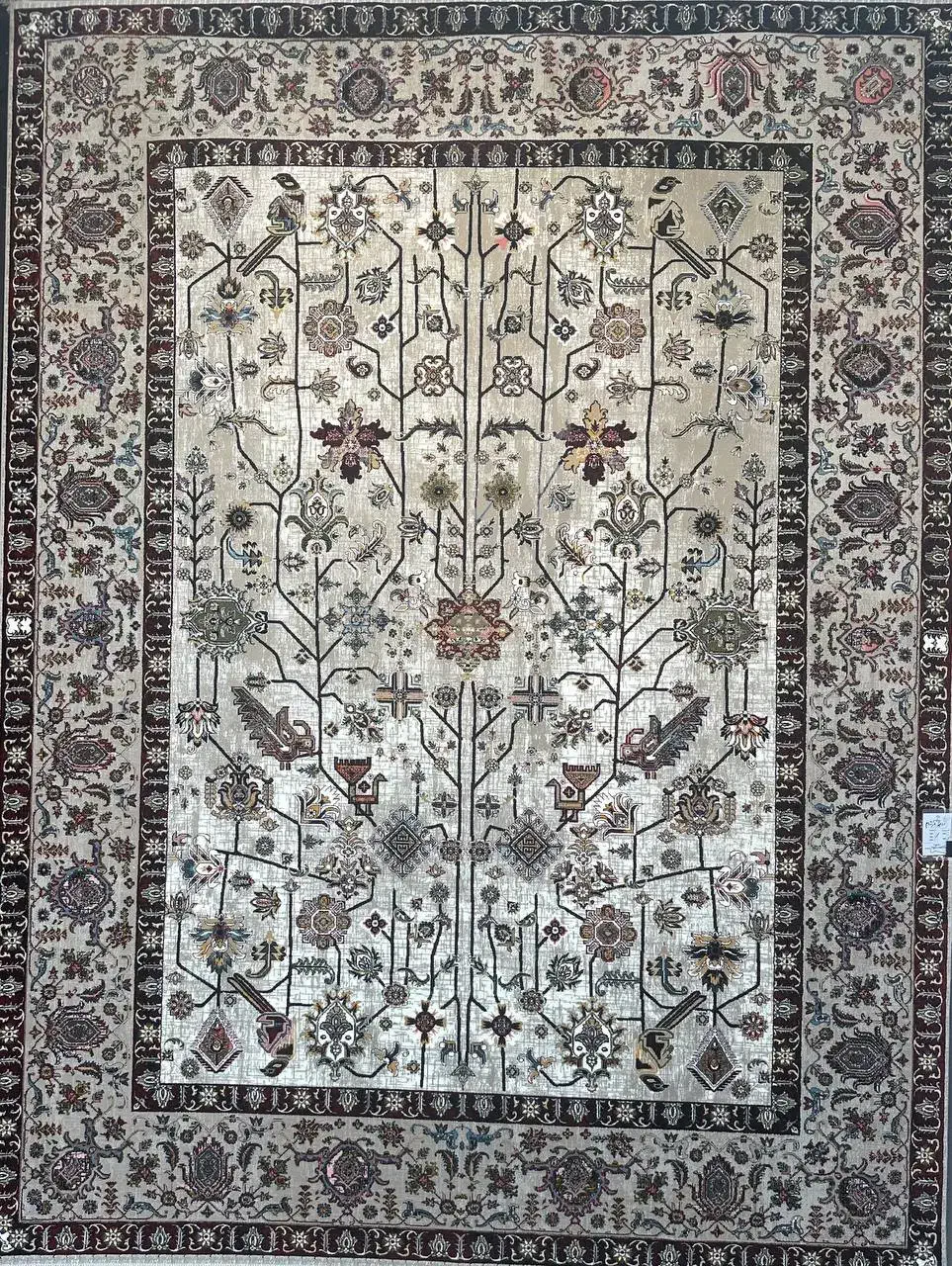 فرش.۷۰۰شانه. بژه آرشام تراکم ۲۵۵۰ اصل|فرش|صدرا-فارس, فاز ۱|دیوار