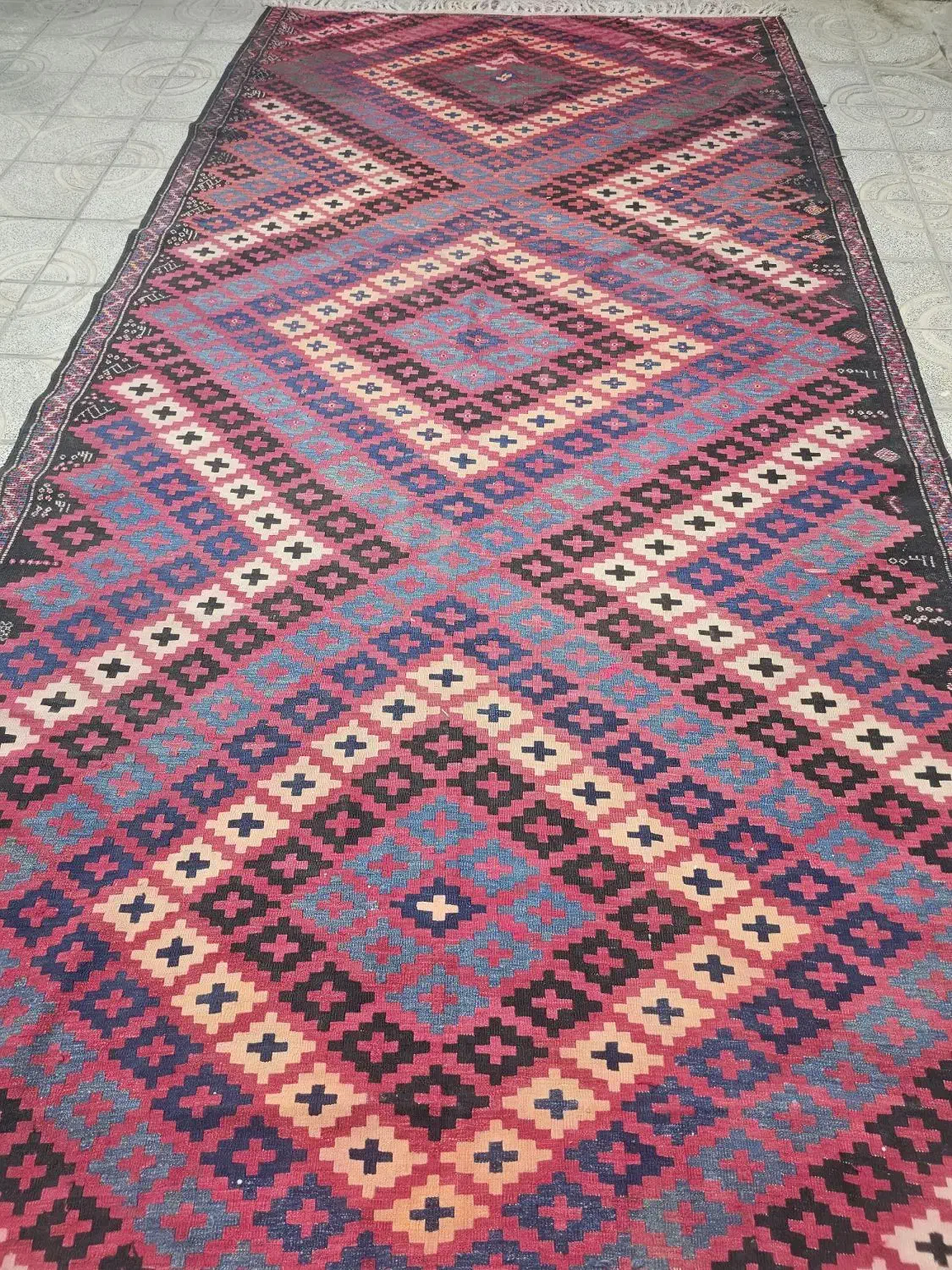 گلیم دستباف ۵۰ ساله خالص قدیمی سالم تمیزبدون پارگی|گلیم، جاجیم، گبه|تهران, علیآباد|دیوار