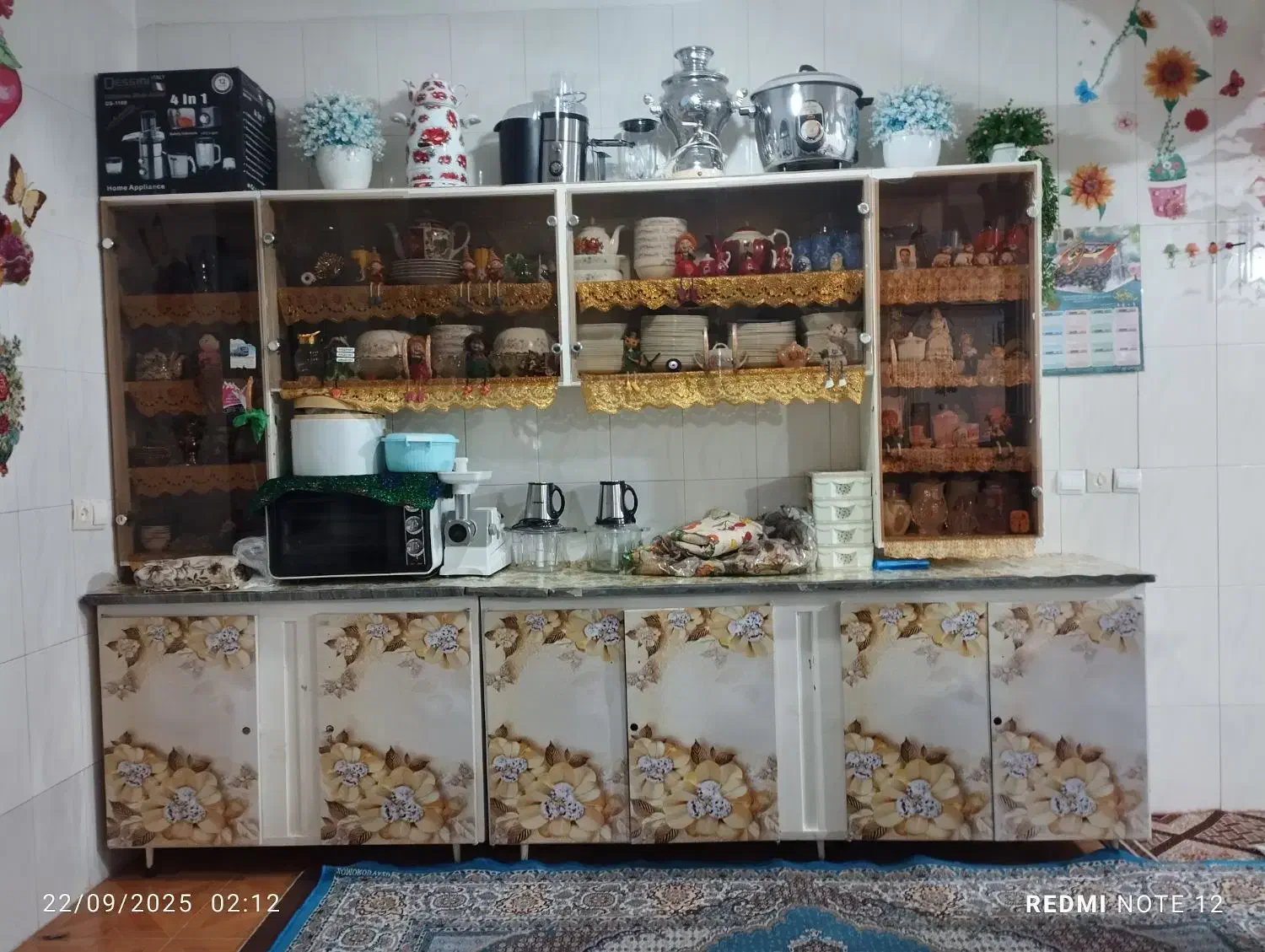 دوردیف کابینت آشپزخانه به قیمت مناسب فروخته میشود|مصالح و تجهیزات ساختمان|زابل, |دیوار