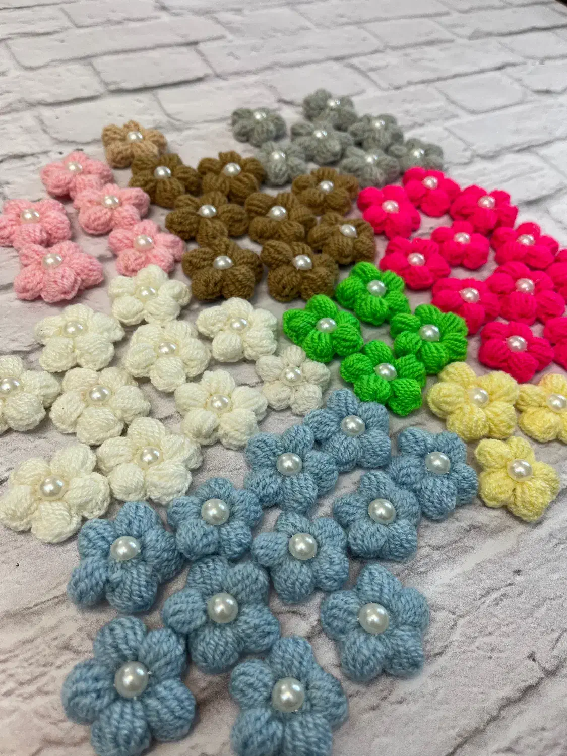 وسایل تزیینی برای ساخت گیره، پاپیون و جاسوییچی|لوازم خیاطی و بافتنی|گرگان, |دیوار