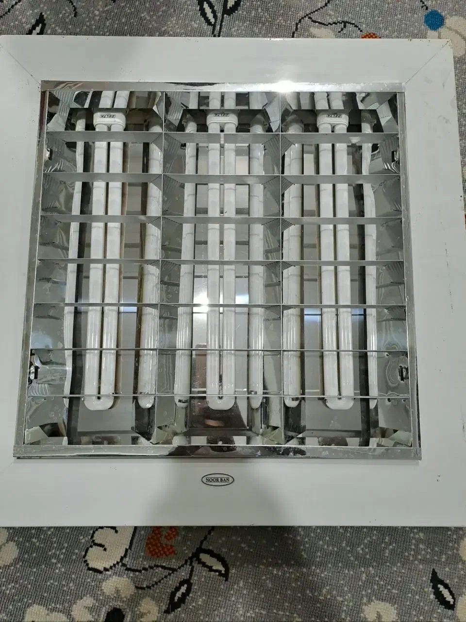 لامپ 60*60درجه ۱|لامپ و چراغ|زاهدان, |دیوار