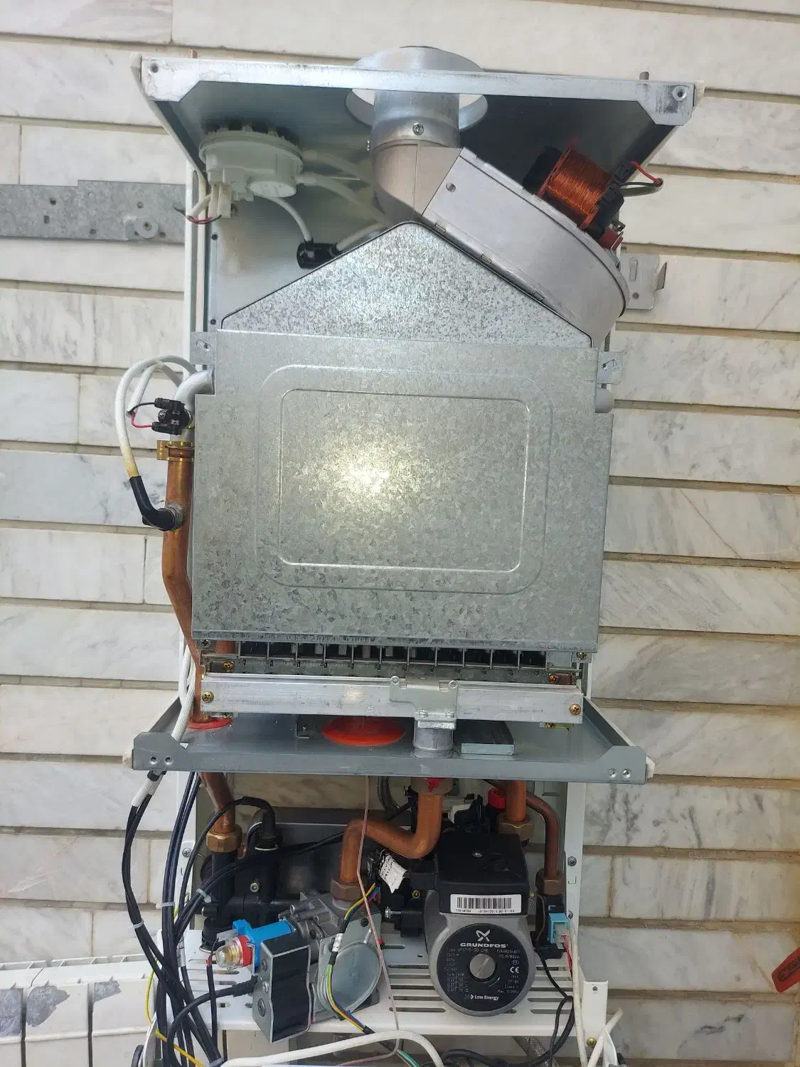 پکیج فن دار بوتان کارکرده در حد|آبگرمکن، پکیج، شوفاژ|شیراز, ستارخان|دیوار