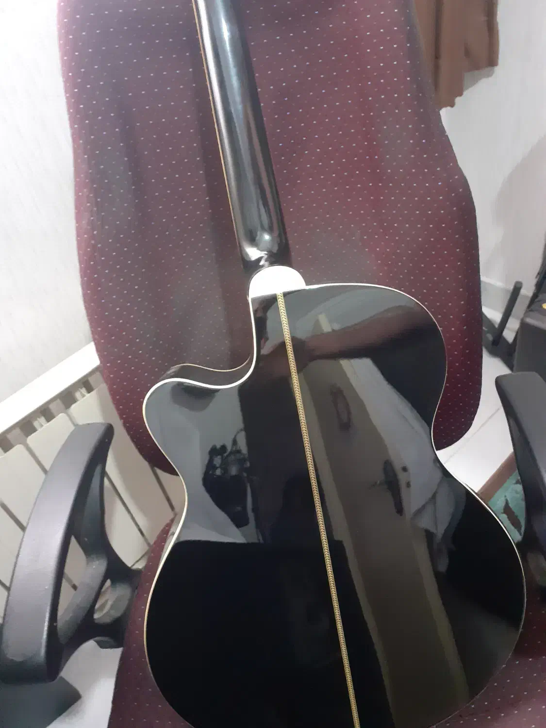 فروش گیتار پیکاپدار آگوستیک مدل تاگیما|گیتار، بیس، امپلیفایر|بابل, |دیوار