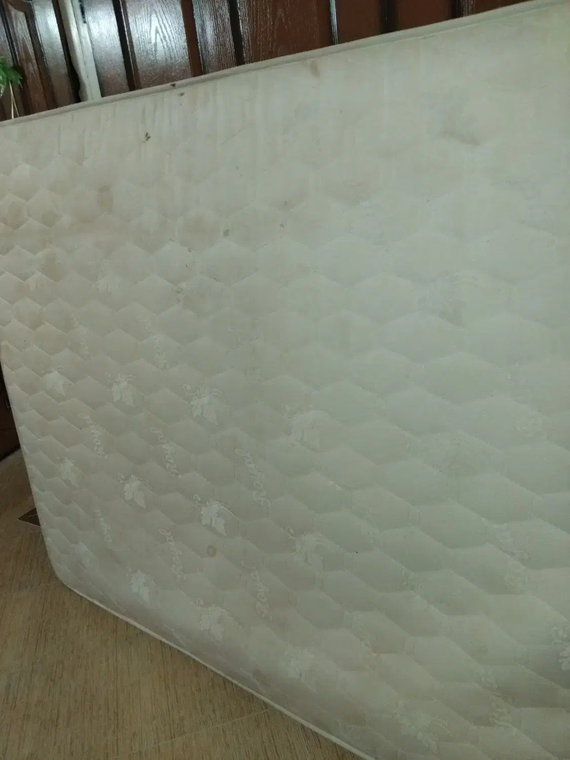 خوشخواب طبی دونفره|تشک تختخواب|یزد, |دیوار