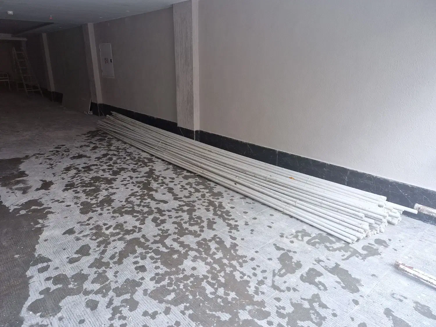 لوله برق خم سرد سایز ۲۱ برند یگانه سمنان|مصالح و تجهیزات ساختمان|تهران, قاسمآباد|دیوار