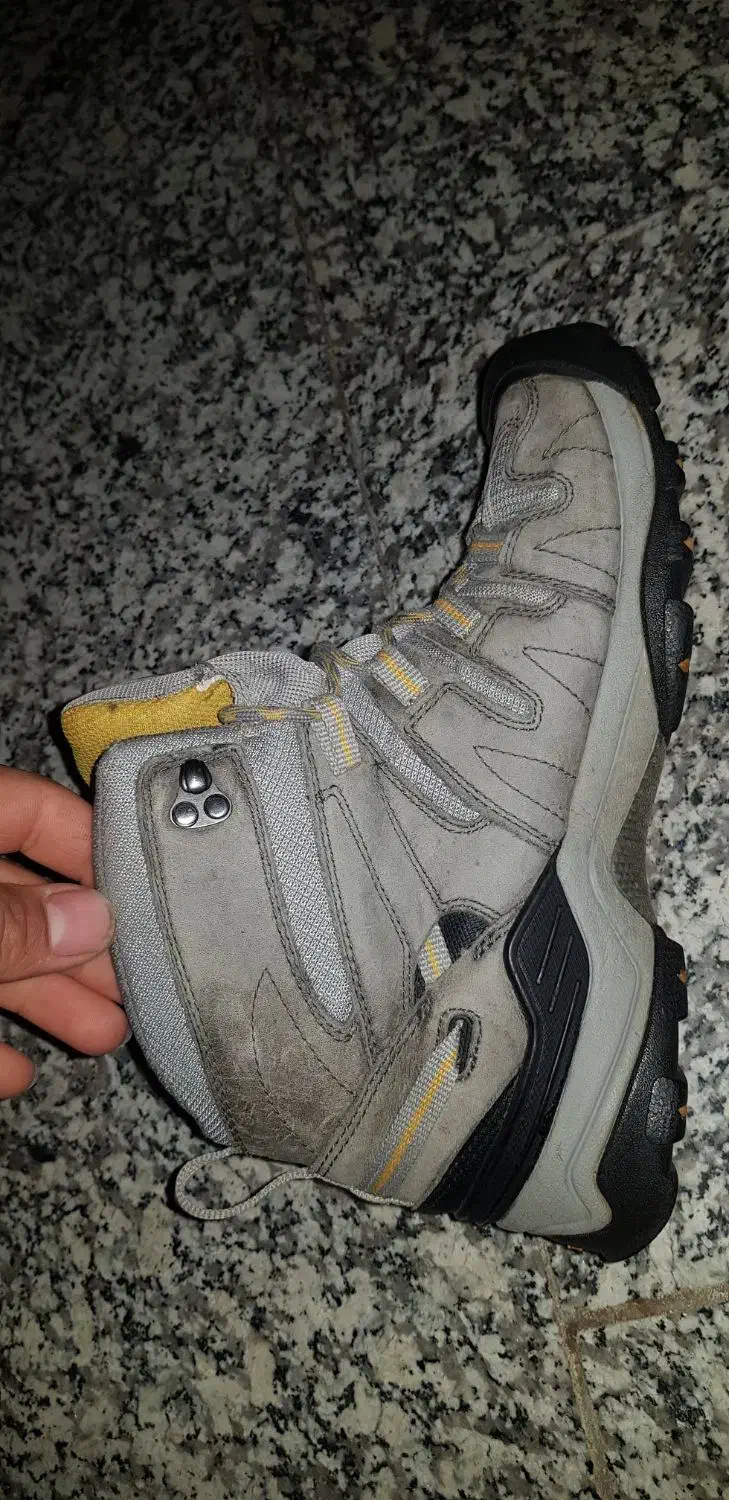 نیم بوت کن|کیف، کفش، کمربند|زنجان, |دیوار