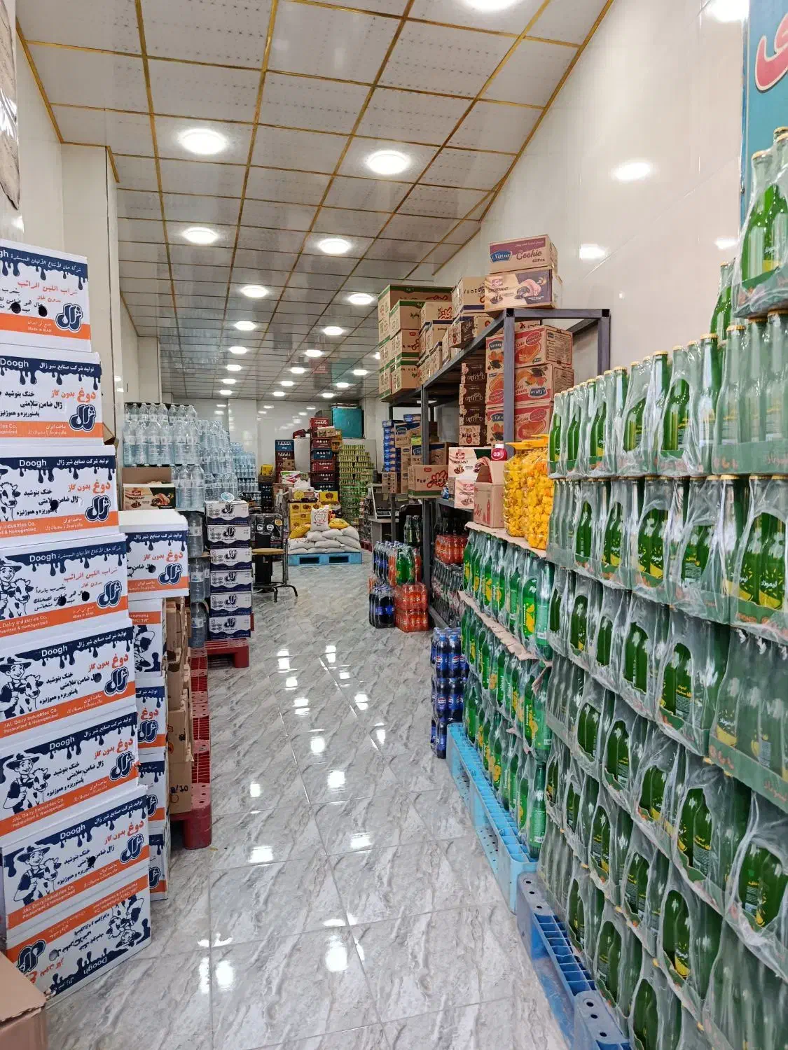 فروشگاه مواد غذایی و بهداشتی به صورت عمده و تک|خوردنی و آشامیدنی|قم, حقیقت|دیوار