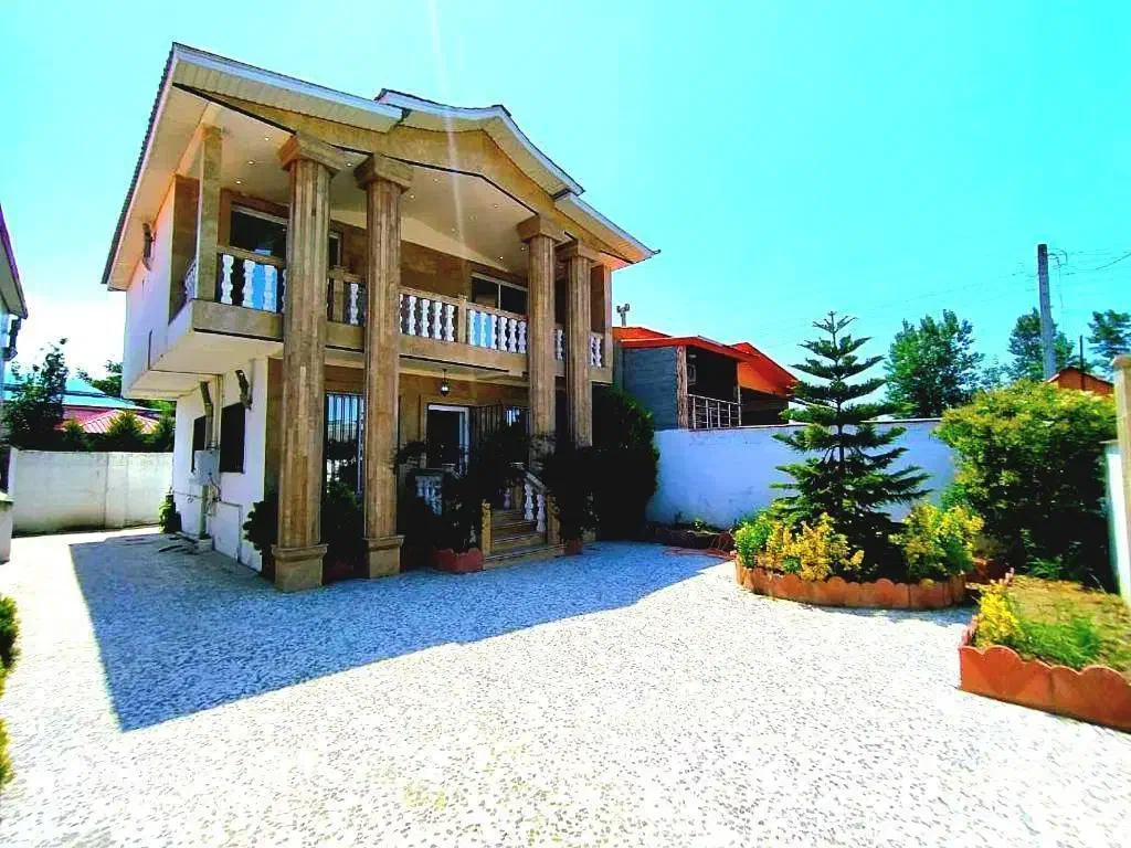 کاخ ویلا۳۳۰م سندتکبرگ فروش بدلیل مهاجرت ارزنده|فروش خانه و ویلا|ایزدشهر, |دیوار