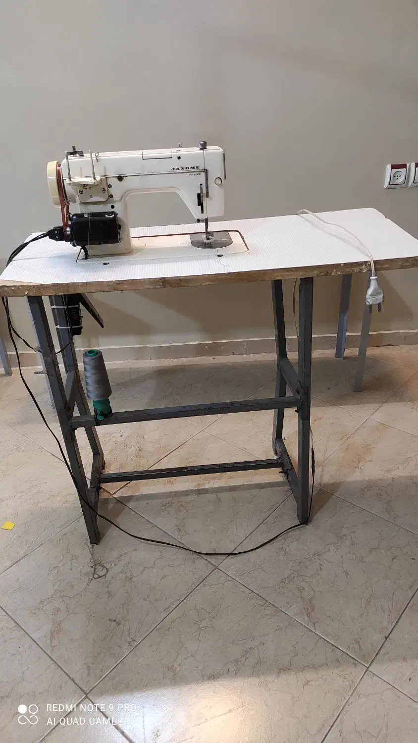 چرخ خیاطی و رگال و ژانومه ونیمکت|لوازم خیاطی و بافتنی|بروجرد, |دیوار