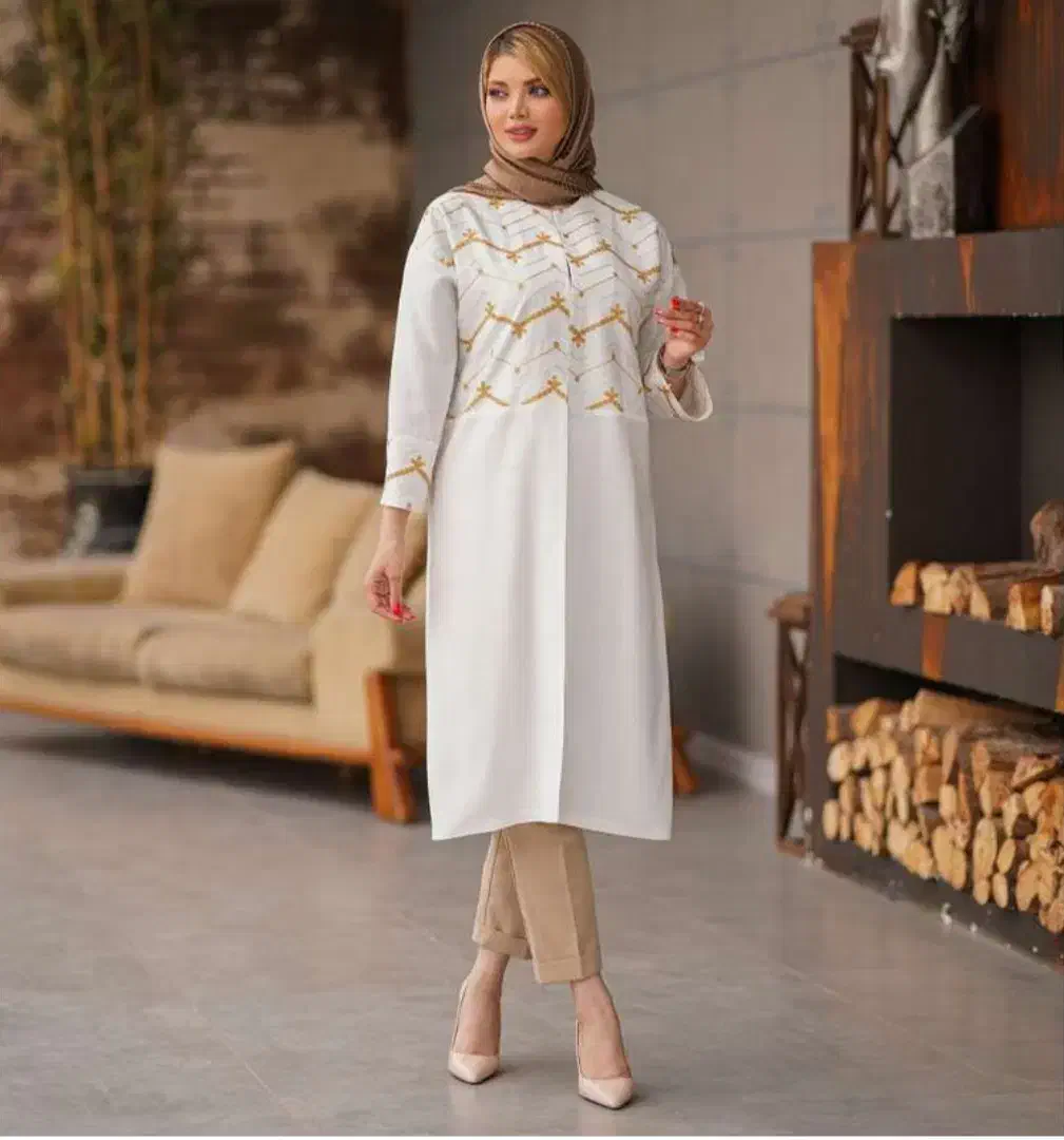 تعدادی مانتو و لباس مجلسی|لباس|شاهین‌شهر, عطار|دیوار