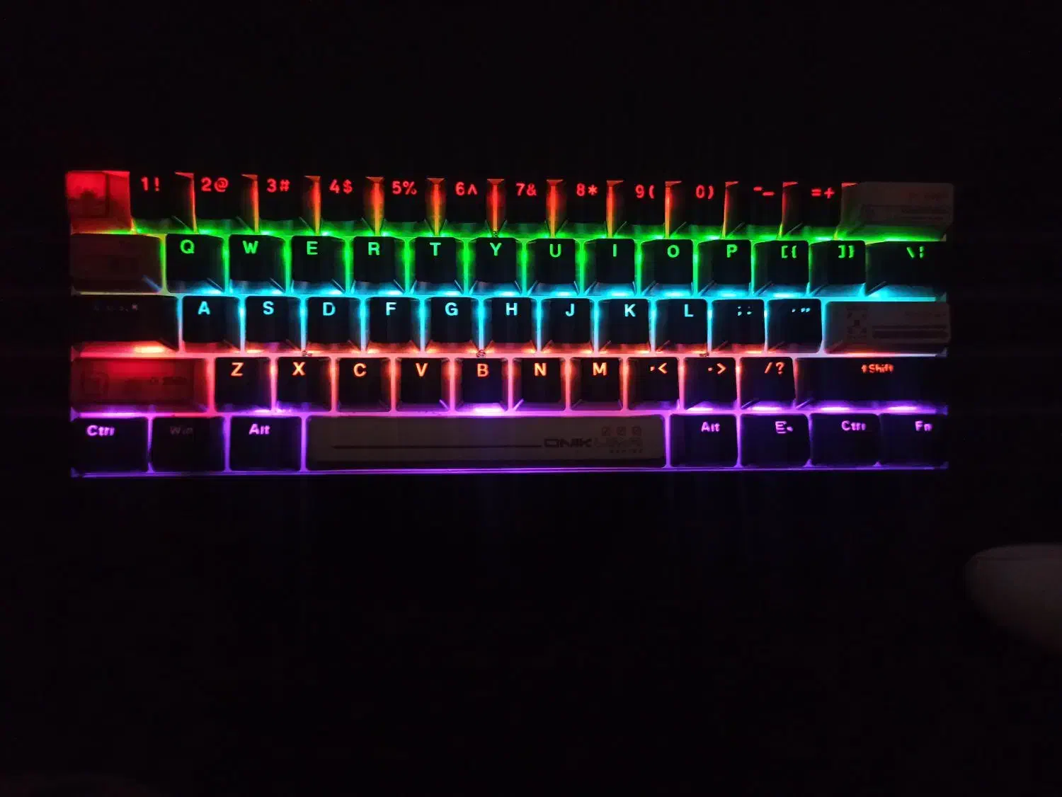 کیبورد گیمینگ مکانیکال ، با ار جی بی و سوییچ قرمز|قطعات و لوازم جانبی رایانه|بوشهر, |دیوار