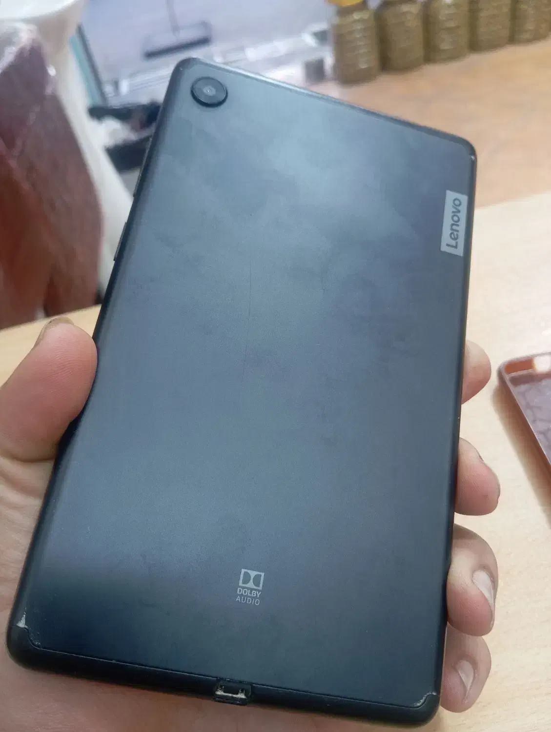 تبلت|تبلت|بهارستان, |دیوار