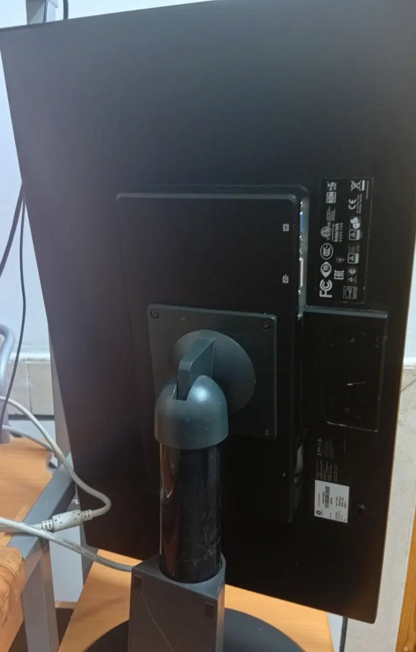 HP v241p|رایانه رومیزی|کازرون, |دیوار