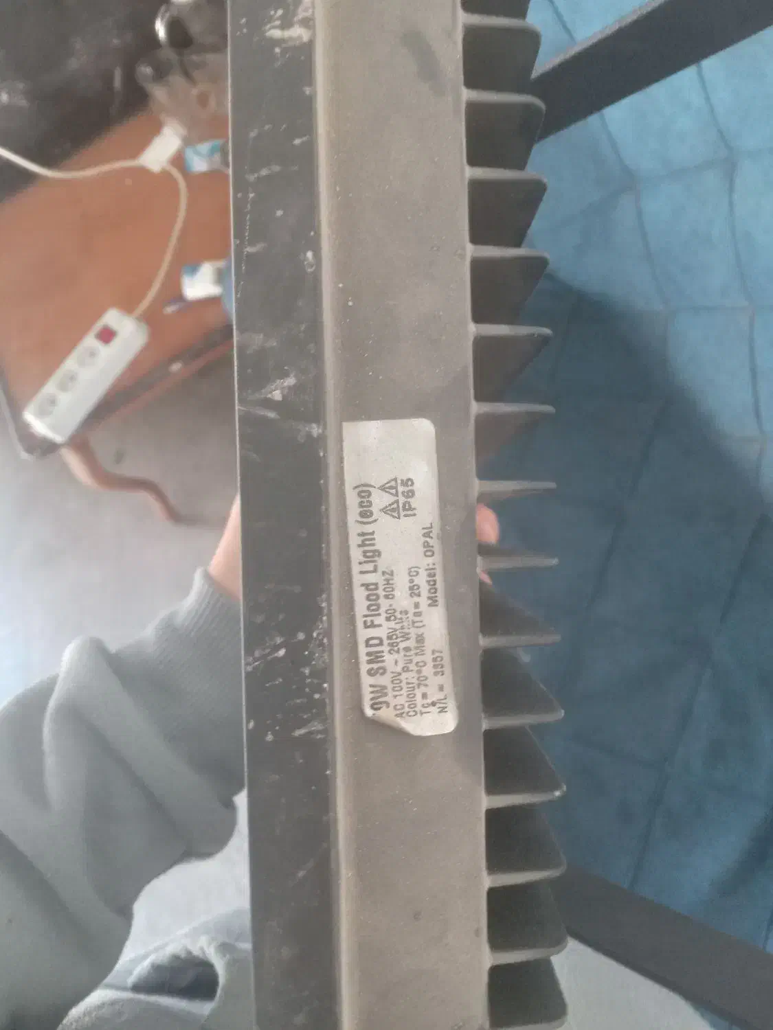 پرژکتور سالم و نو|تلویزیون و پروژکتور|شهرکرد, |دیوار