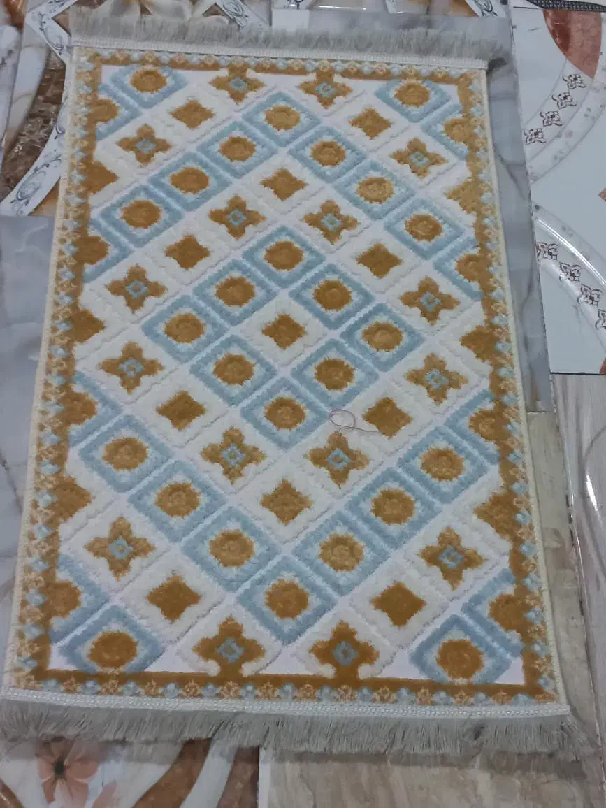 انواع پادری فرش برزنتی فانتزی ارزان عمده تخفیفی|پادری|کاشان, مسلم آباد|دیوار