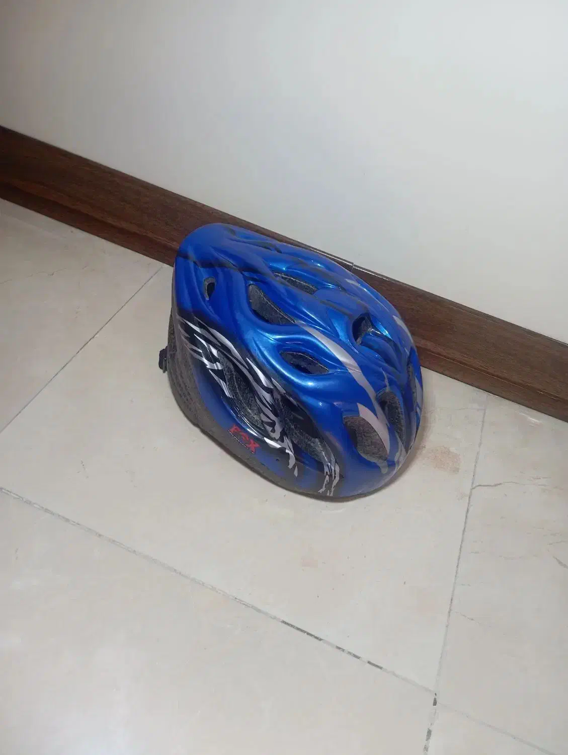 کلاه مخصوص اسکیت و دوچرخه سواری حرفه ای|دوچرخه، اسکیت، اسکوتر|تهران, علم و صنعت|دیوار