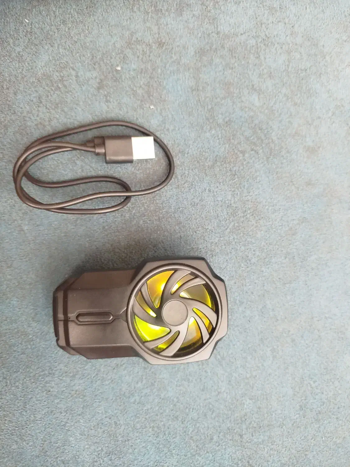 فن خنک کننده گوشی|لوازم جانبی موبایل و تبلت|شاهینشهر, شهرک گلدیس|دیوار