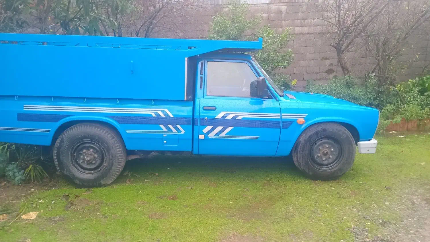 نیسان تک سوز|خودرو سواری و وانت|رشت, دروازه لاکان|دیوار