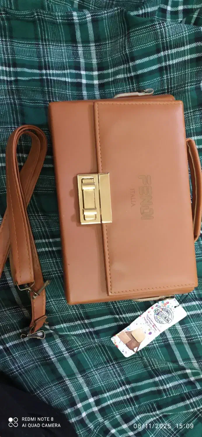 کیف بیرونی|کیف، کفش، کمربند|چمران, |دیوار