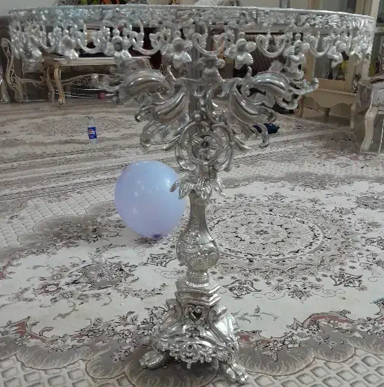 میز آینه|میز و صندلی غذاخوری|اصفهان, خیادان|دیوار