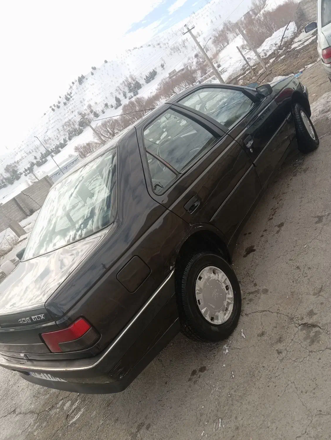 پژو ۴۰۵ مدل۸۳ اسنثنایی|خودرو سواری و وانت|دیواندره, |دیوار