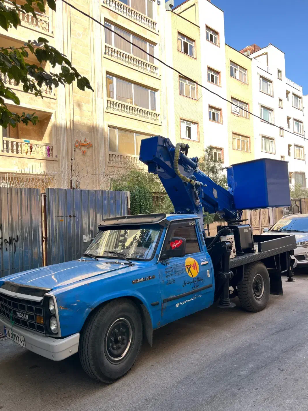 خدمات بالابر وجرثقیل|خدمات حمل و نقل|کازرون, |دیوار