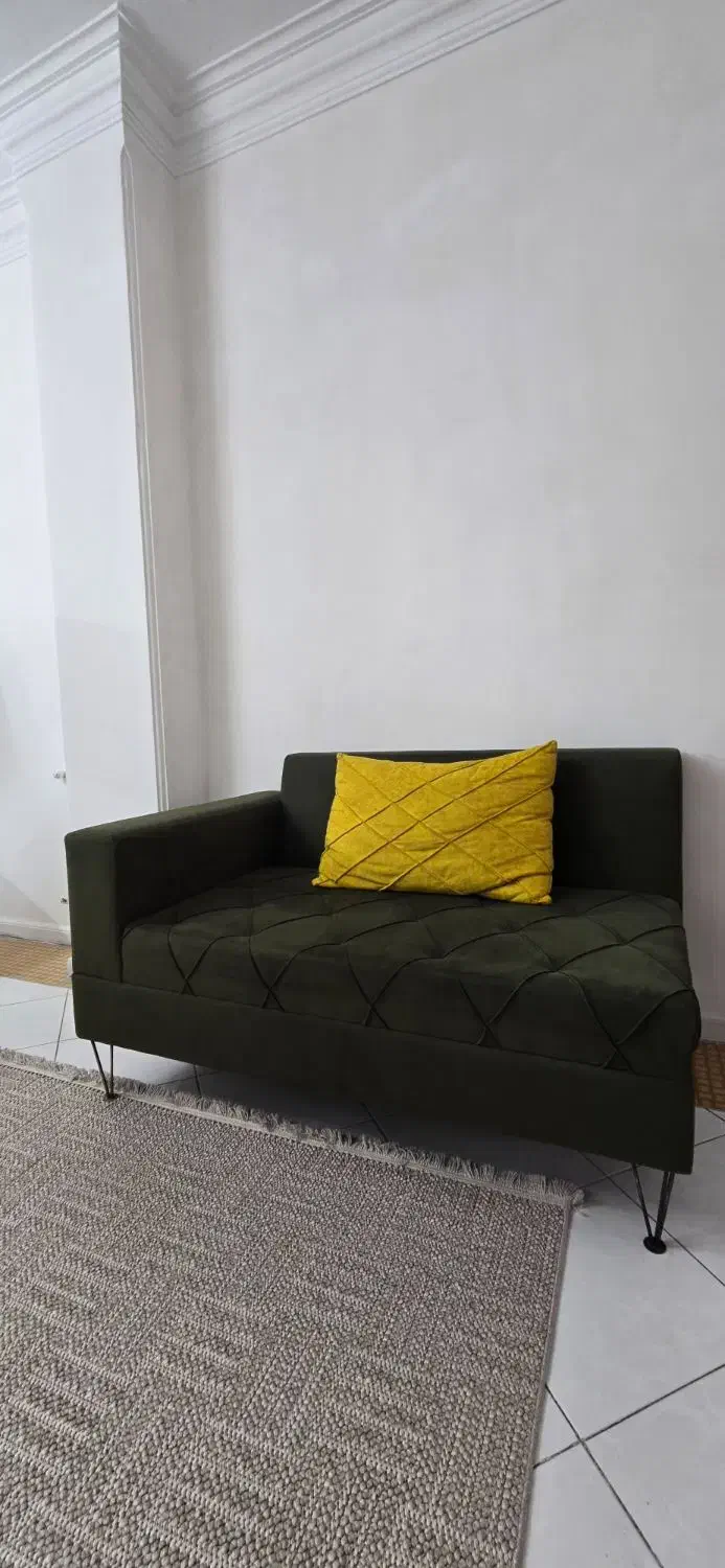 مبل ۴نفره درحد نو|مبلمان خانگی و میز عسلی|ملارد, |دیوار