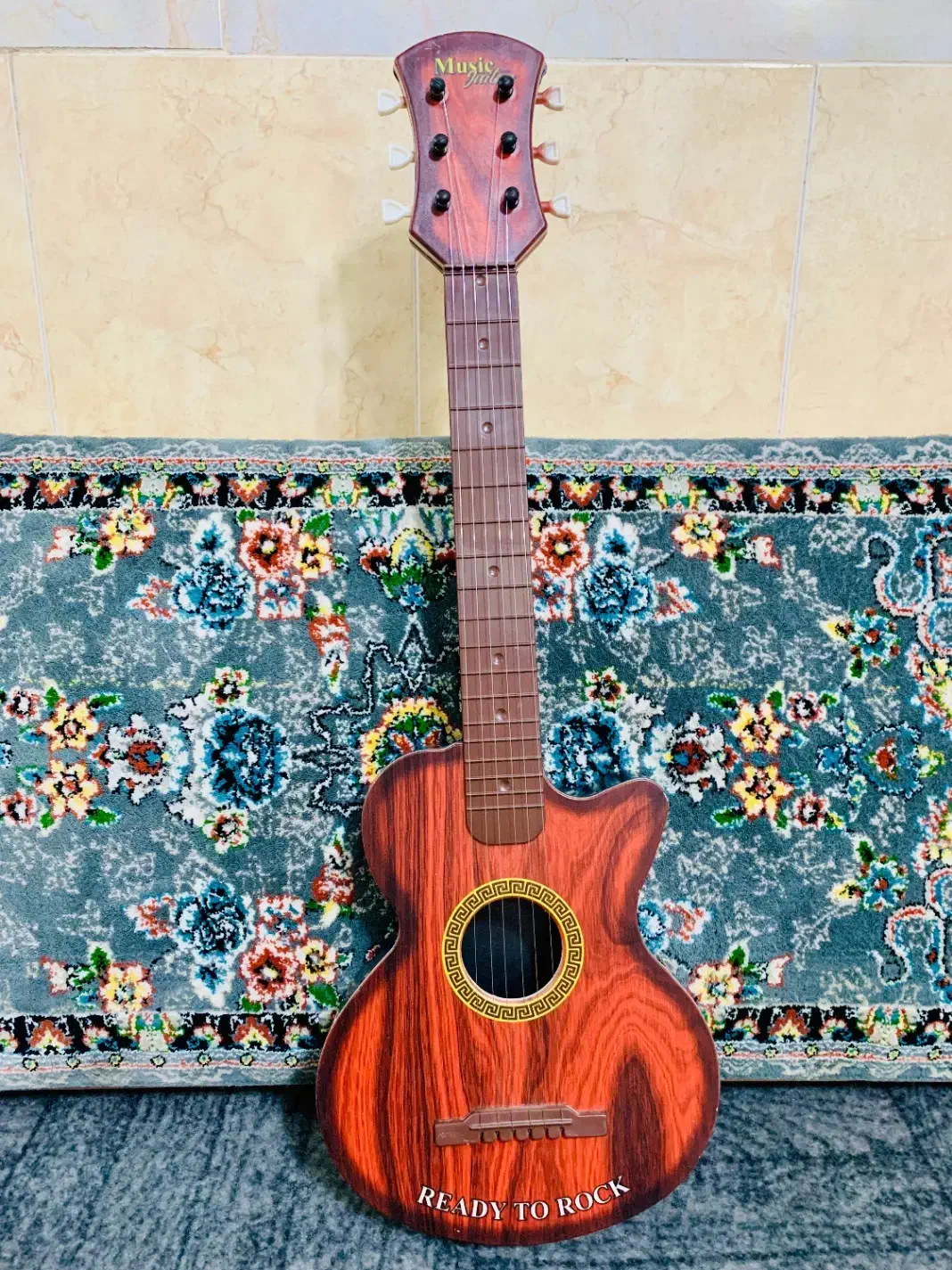 گیتار و کیف نو|گیتار، بیس، امپلیفایر|بیرجند, |دیوار